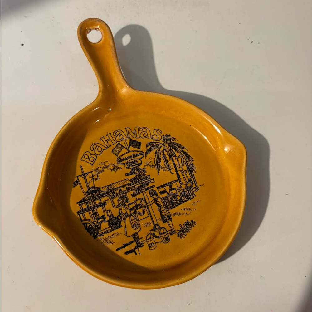 Yellow Bahamas Souvenir Ceramic Dish